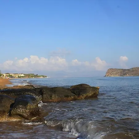 Kato Mare Aparthotel