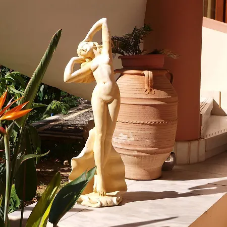 Aparthotel Kato Mare